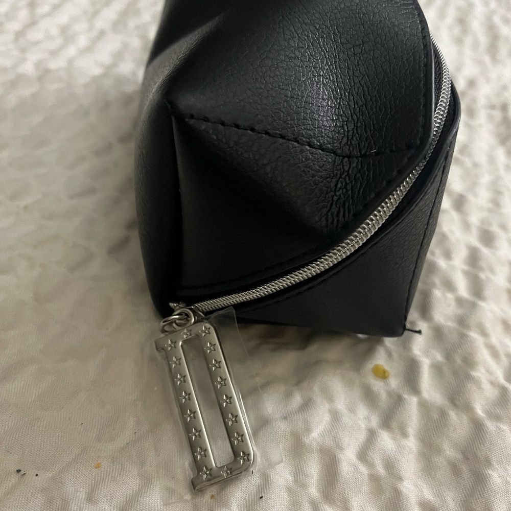 ❌SOLD❌ DIOR Bag - Picture 4 of 8